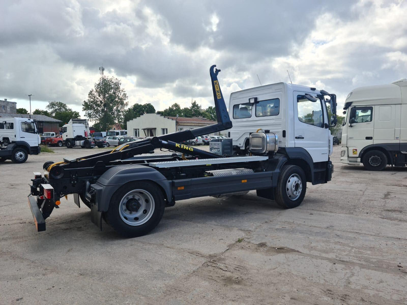 Mercedes-Benz Atego 1527L - Kamion sa hidrauličnom kukom: slika 1 Mercedes-Benz Atego 1527L - Kamion sa hidrauličnom kukom: slika 1