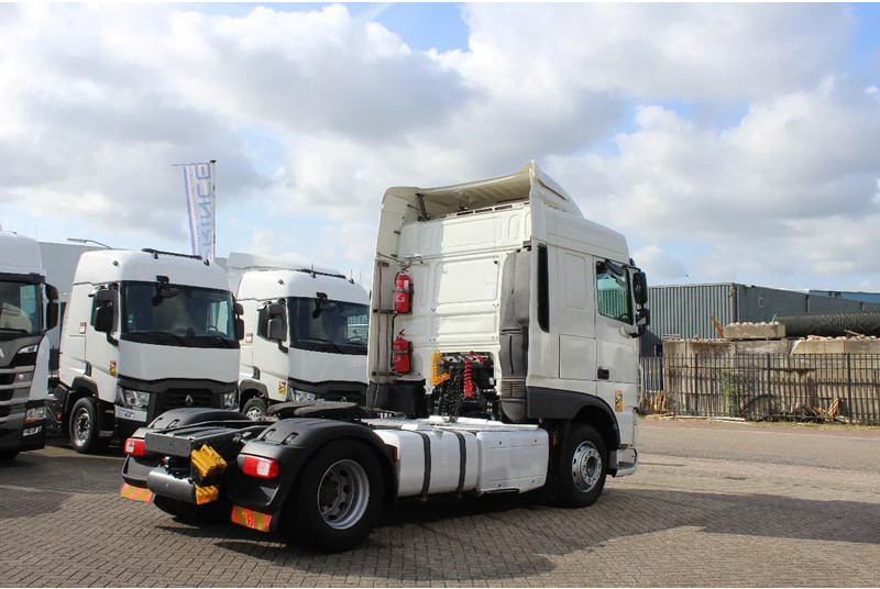 DAF XF 460 * RETARDER * 2 TANK * 4X2 * - Tegljač: slika 4 DAF XF 460 * RETARDER * 2 TANK * 4X2 * - Tegljač: slika 4