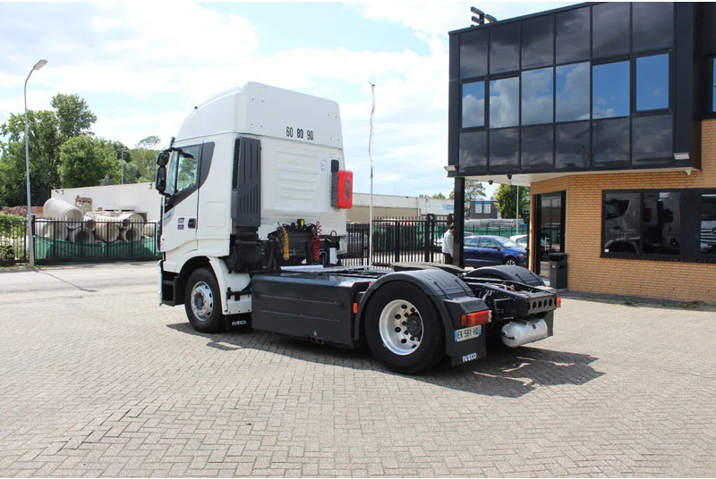 Iveco STRALIS 400 * RETARDER * CNG * 4X2 * LOW KM * - Tegljač: slika 2 Iveco STRALIS 400 * RETARDER * CNG * 4X2 * LOW KM * - Tegljač: slika 2