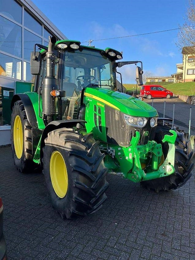 John Deere 6090M - Traktor: slika 4 John Deere 6090M - Traktor: slika 4