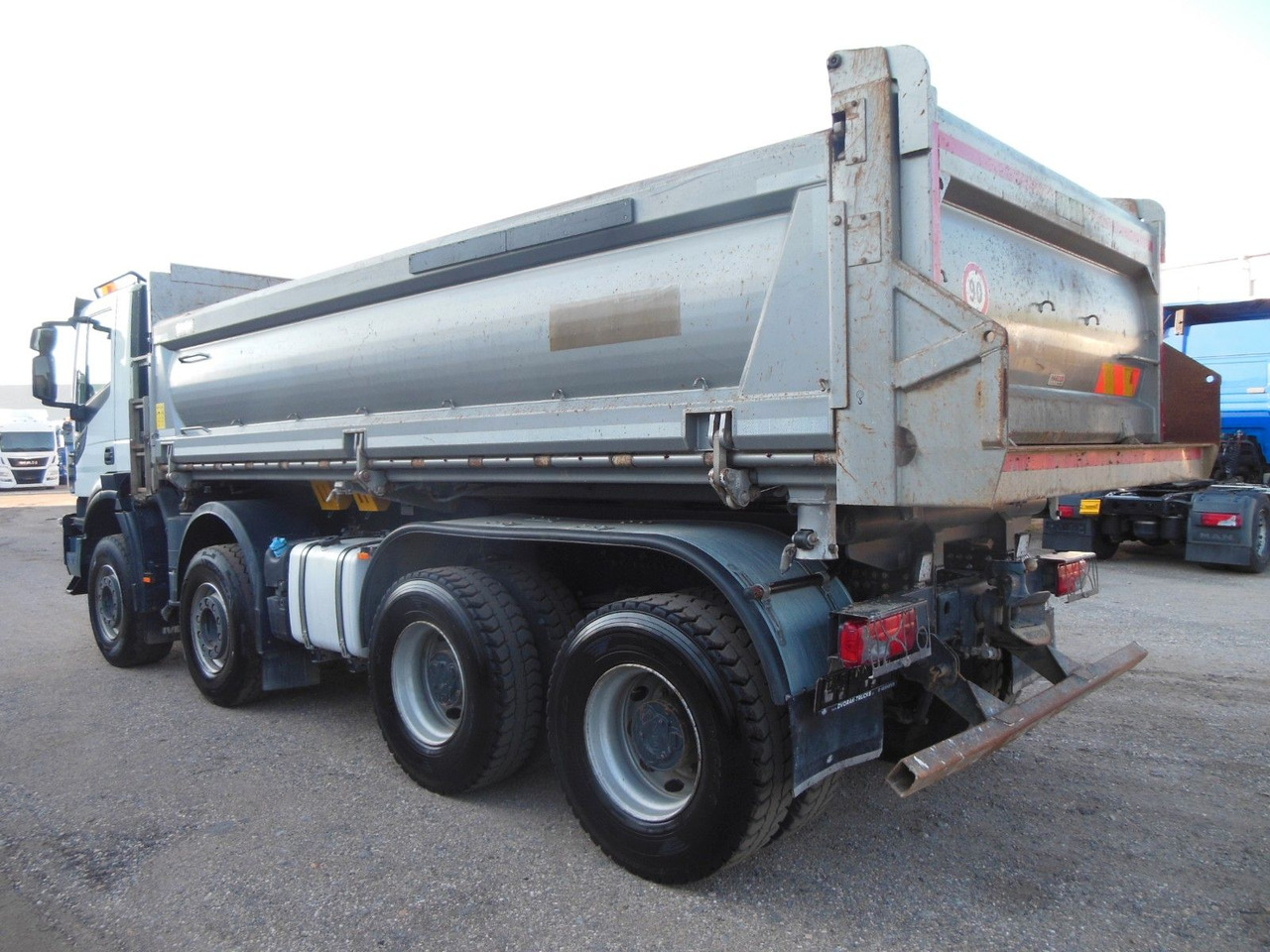 Iveco STRALIS X-WAY 480, 8X4, BORDMATIC, AHK, TOP!!! - Istovarivač: slika 4 Iveco STRALIS X-WAY 480, 8X4, BORDMATIC, AHK, TOP!!! - Istovarivač: slika 4
