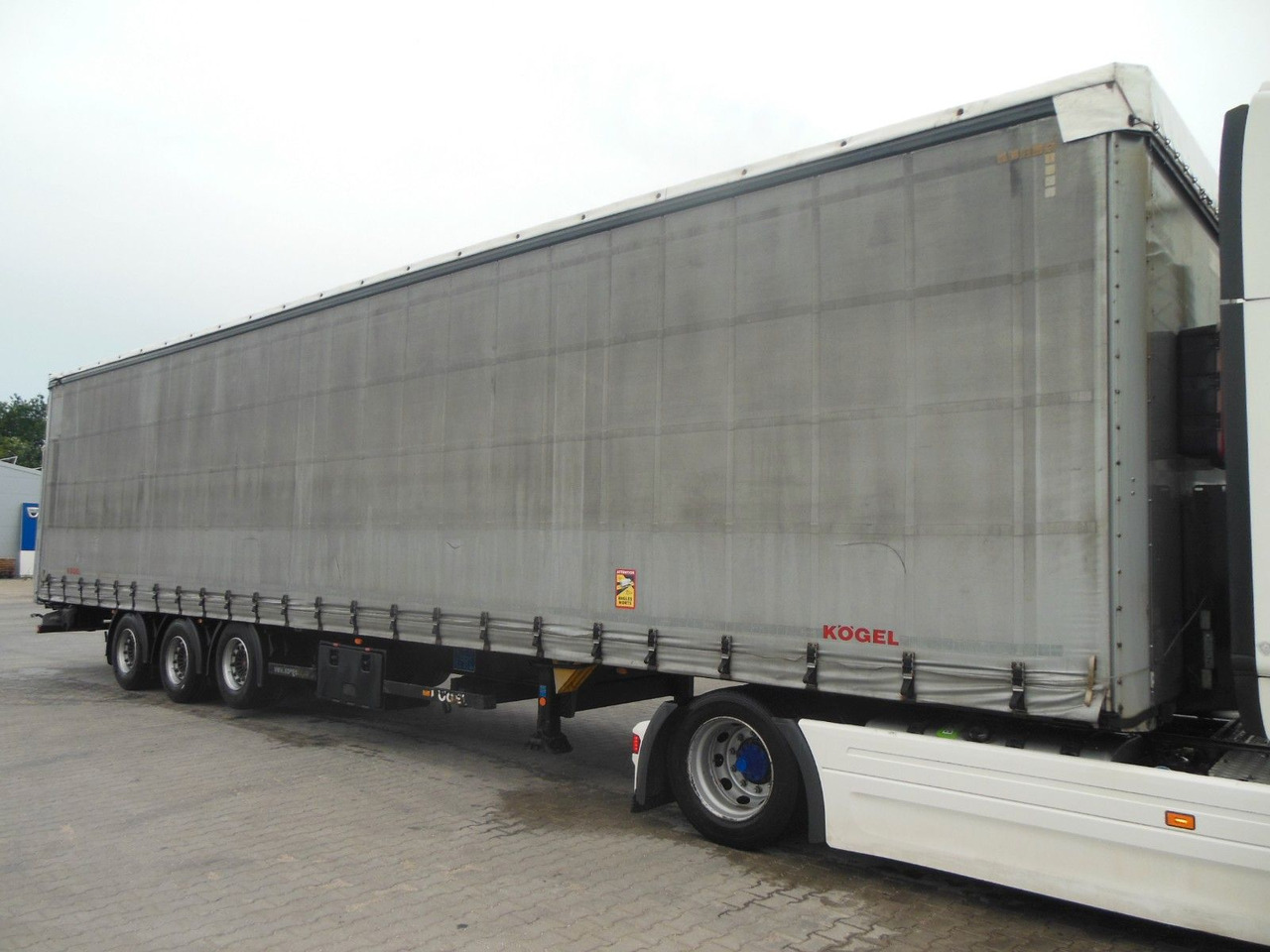 Kögel SN 24, LOWDECK, LIFTACHSE, SAF - Poluprikolica sa ceradom: slika 3 Kögel SN 24, LOWDECK, LIFTACHSE, SAF - Poluprikolica sa ceradom: slika 3