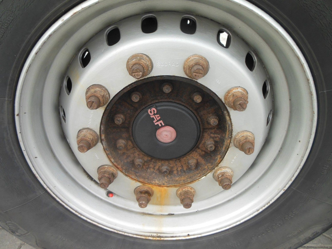 Legras SBS 2220, SAF, 95m3 - Poluprikolica sa pokretnim podom: slika 5 Legras SBS 2220, SAF, 95m3 - Poluprikolica sa pokretnim podom: slika 5