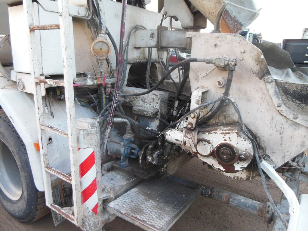 Auto pumpa za beton MAN TGA 35.410, 8X4, MIX + PUMPE 24M: slika 8