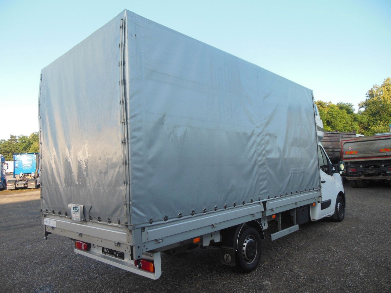 Renault MASTER 2.3 DCI, 10 PALETTEN, LUFT FEDERUNG - Dostavno vozilo sa ceradom: slika 3 Renault MASTER 2.3 DCI, 10 PALETTEN, LUFT FEDERUNG - Dostavno vozilo sa ceradom: slika 3