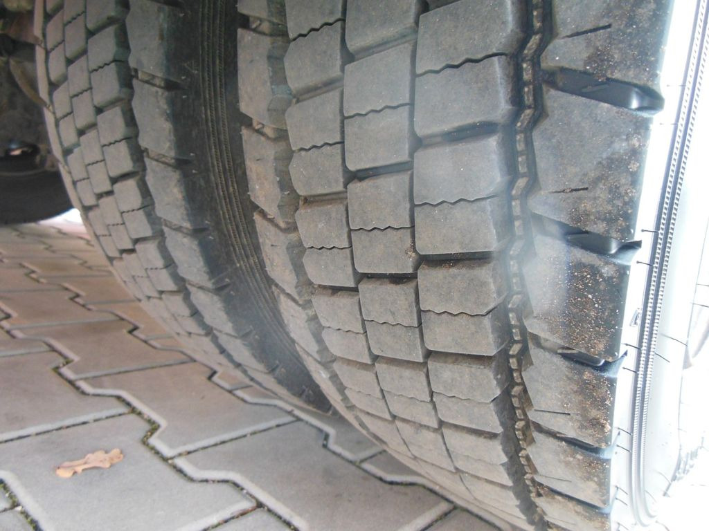 Dostavno vozilo sa otvorenom sandukom Renault MIDLUM DXI 180.08 Renault MIDLUM DXI 180.08: slika 7 Dostavno vozilo sa otvorenom sandukom Renault MIDLUM DXI 180.08 Renault MIDLUM DXI 180.08: slika 7