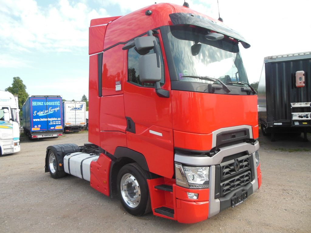 Renault T520 HIGH, COMFORT, LOWDECK, TOP STAND!! Renault T520 HIGH, COMFORT, LOWDECK, TOP STAND!! - Tegljač: slika 2 Renault T520 HIGH, COMFORT, LOWDECK, TOP STAND!! Renault T520 HIGH, COMFORT, LOWDECK, TOP STAND!! - Tegljač: slika 2