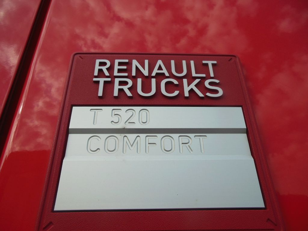 Renault T520 HIGH, COMFORT, LOWDECK, TOP STAND!! Renault T520 HIGH, COMFORT, LOWDECK, TOP STAND!! - Tegljač: slika 5 Renault T520 HIGH, COMFORT, LOWDECK, TOP STAND!! Renault T520 HIGH, COMFORT, LOWDECK, TOP STAND!! - Tegljač: slika 5