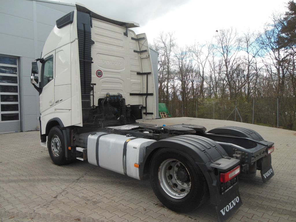 Volvo FH 13/460, GLOBE XL - Tegljač: slika 4 Volvo FH 13/460, GLOBE XL - Tegljač: slika 4