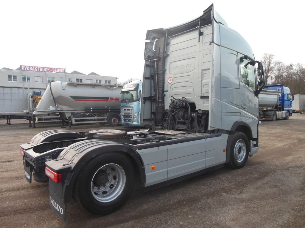 Volvo FH 13/460 TURBO COMPOUND,I-SAVE,I-PARK COOL,TOP - Tegljač: slika 3 Volvo FH 13/460 TURBO COMPOUND,I-SAVE,I-PARK COOL,TOP - Tegljač: slika 3