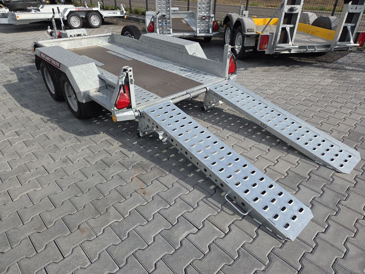 Brian James Digger Plant 543-2813-35 280x130cm Auffahrrampen klappbar Reserverad 3500kg - Prikolica za prevoz radnih mašina: slika 3 Brian James Digger Plant 543-2813-35 280x130cm Auffahrrampen klappbar Reserverad 3500kg - Prikolica za prevoz radnih mašina: slika 3