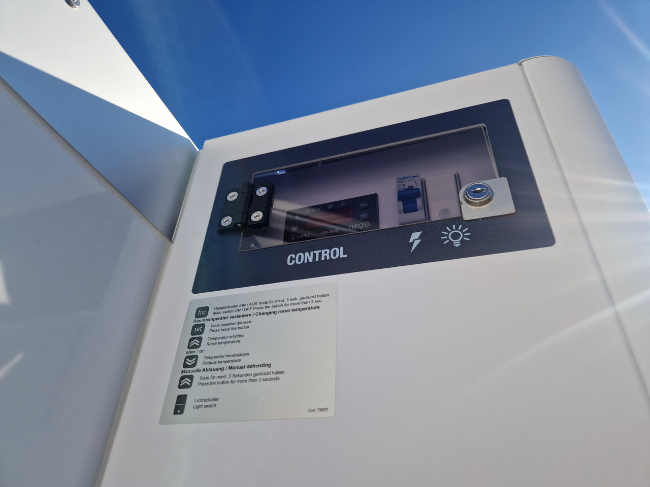 Kühlanhänger AZKF 1525/145 C 243x144x180cm Cibin 1500kg - Prikolica hladnjače: slika 5 Kühlanhänger AZKF 1525/145 C 243x144x180cm Cibin 1500kg - Prikolica hladnjače: slika 5