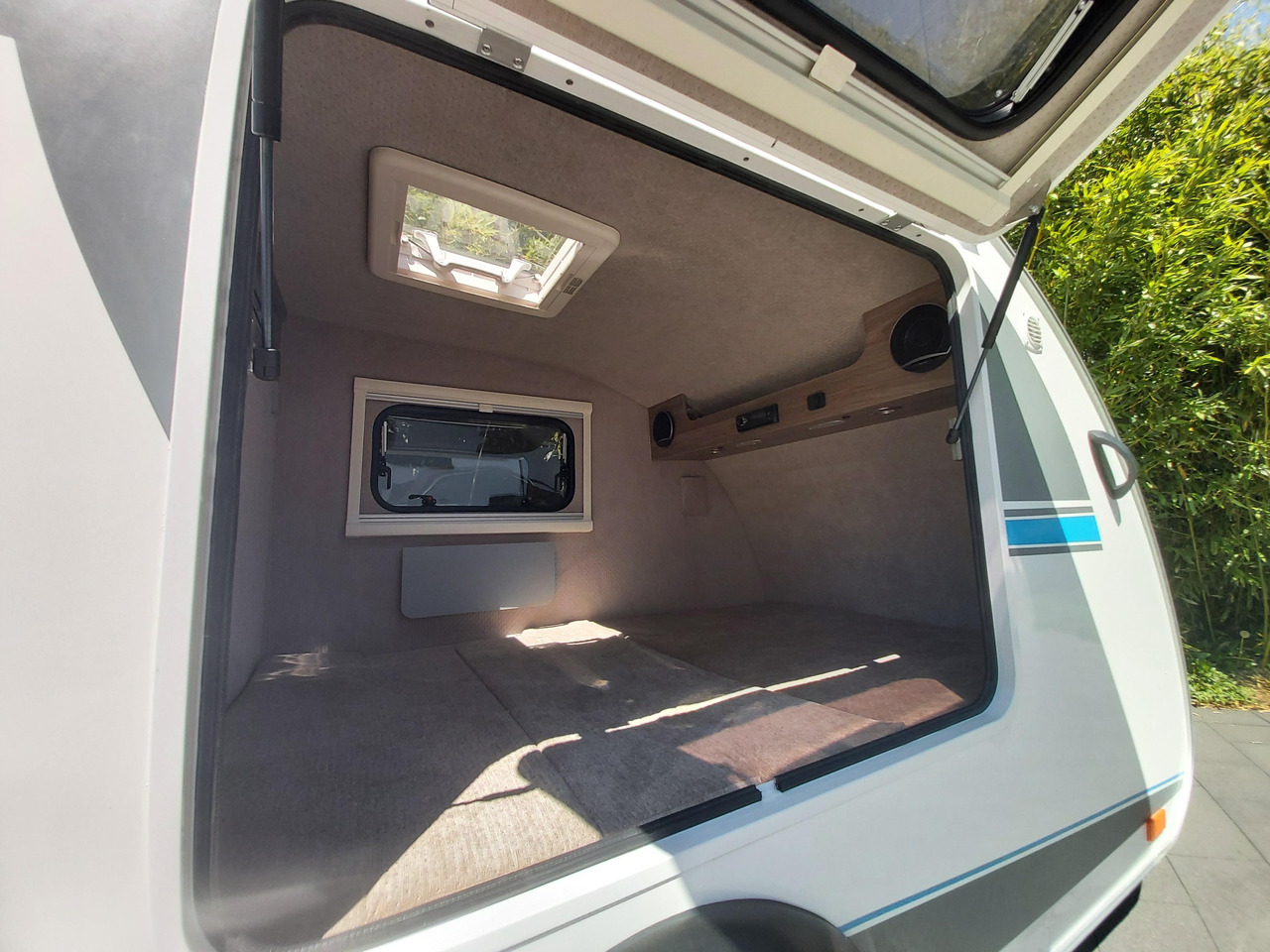 Kamp prikolica Mini Camper Mini Tommy TMC25 Basic V1 252x140x121cm Küche 100km/H 750kg ohne Bremse Winter Aktion: slika 8