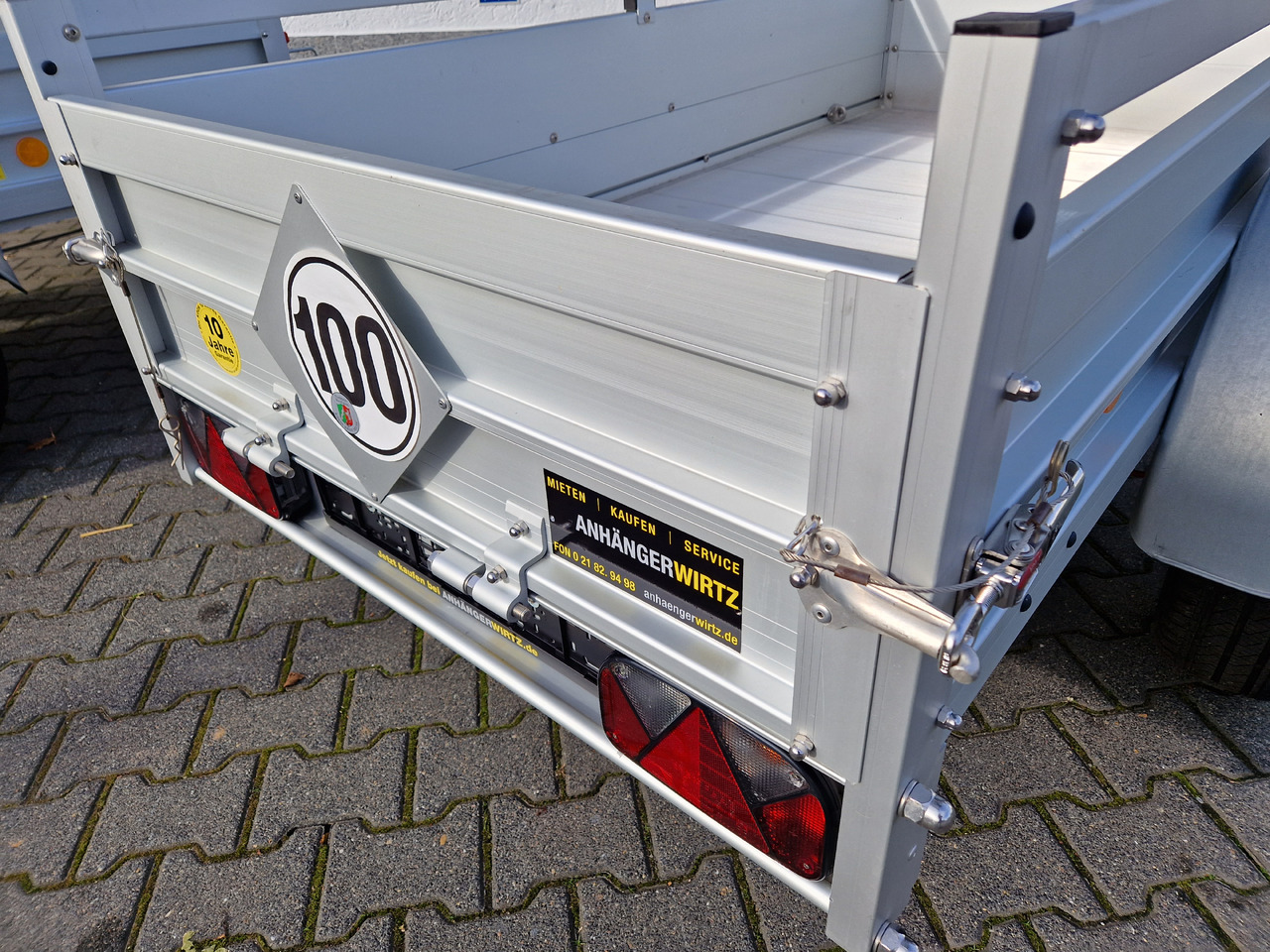 PKW Anhänger Koch Aluline+ B1000 205x105x40cm ALUBODEN (XS) 1000kg 100km/H Januar Online - Prikolica za automobil: slika 3 PKW Anhänger Koch Aluline+ B1000 205x105x40cm ALUBODEN (XS) 1000kg 100km/H Januar Online - Prikolica za automobil: slika 3