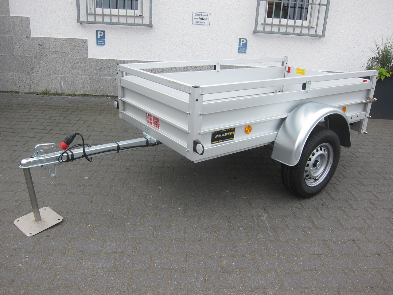 PKW Anhänger Koch Aluline+ U2 205x105x40cm ALUBODEN (XS) 750kg 100 km/H - Prikolica za automobil: slika 2 PKW Anhänger Koch Aluline+ U2 205x105x40cm ALUBODEN (XS) 750kg 100 km/H - Prikolica za automobil: slika 2