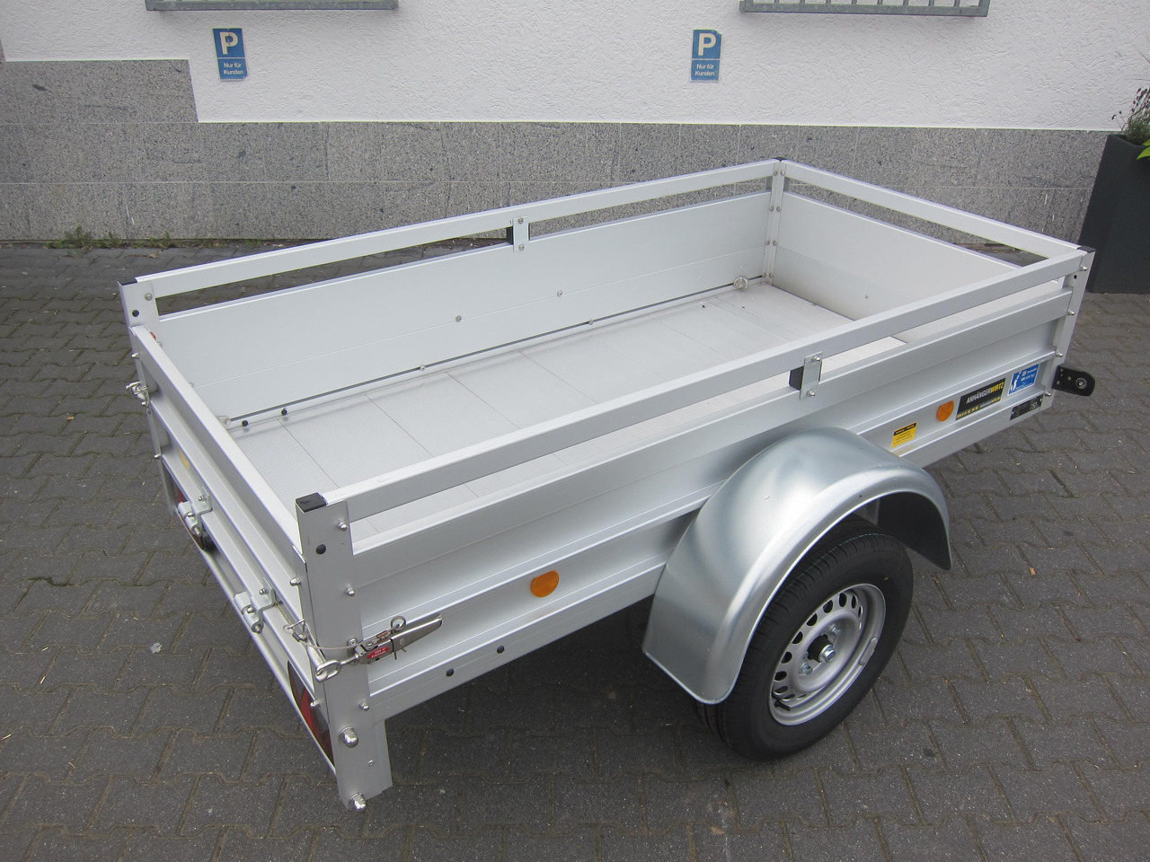 PKW Anhänger Koch Aluline+ U2 205x105x40cm ALUBODEN (XS) 750kg 100 km/H - Prikolica za automobil: slika 3 PKW Anhänger Koch Aluline+ U2 205x105x40cm ALUBODEN (XS) 750kg 100 km/H - Prikolica za automobil: slika 3