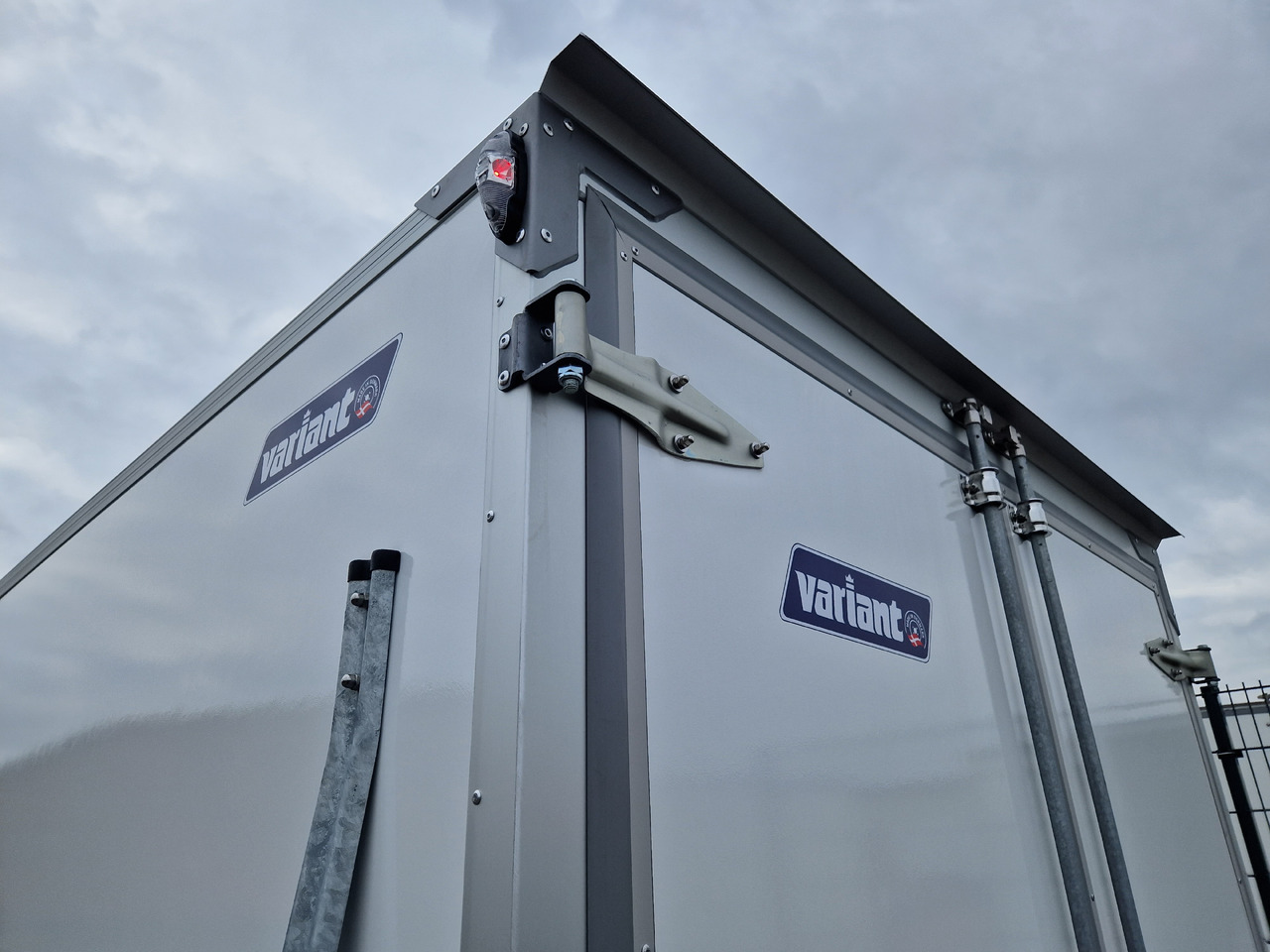 Tiefkühlanhänger 2719 F4 408x175x190cm GOVI Arktik 2000P Aluboden 2700kg Tiefkühlanhänger 2719 F4 408x175x190cm GOVI Arktik 2000P Aluboden 2700kg: slika 16