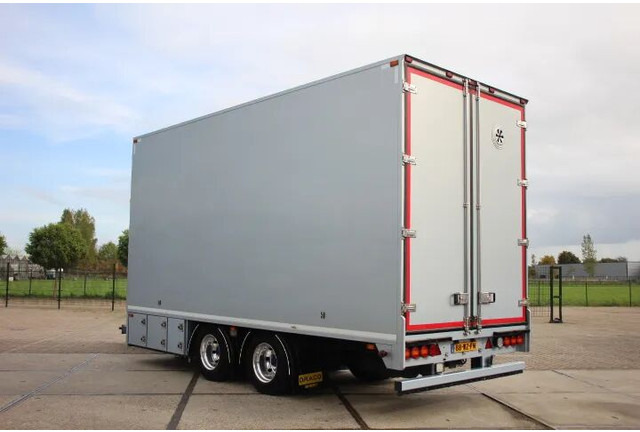 DRACO Middenas aanhangwagen bloemen / planten verkoopwagen - Prikolica sa zatvorenim sandukom: slika 1 DRACO Middenas aanhangwagen bloemen / planten verkoopwagen - Prikolica sa zatvorenim sandukom: slika 1