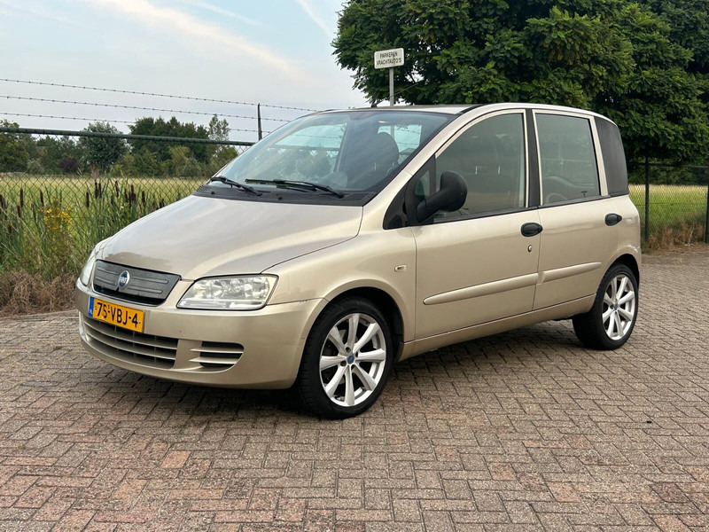 Fiat Multipla 1.9 EURO 4 DIESEL VAN - Mali kombi: slika 1 Fiat Multipla 1.9 EURO 4 DIESEL VAN - Mali kombi: slika 1