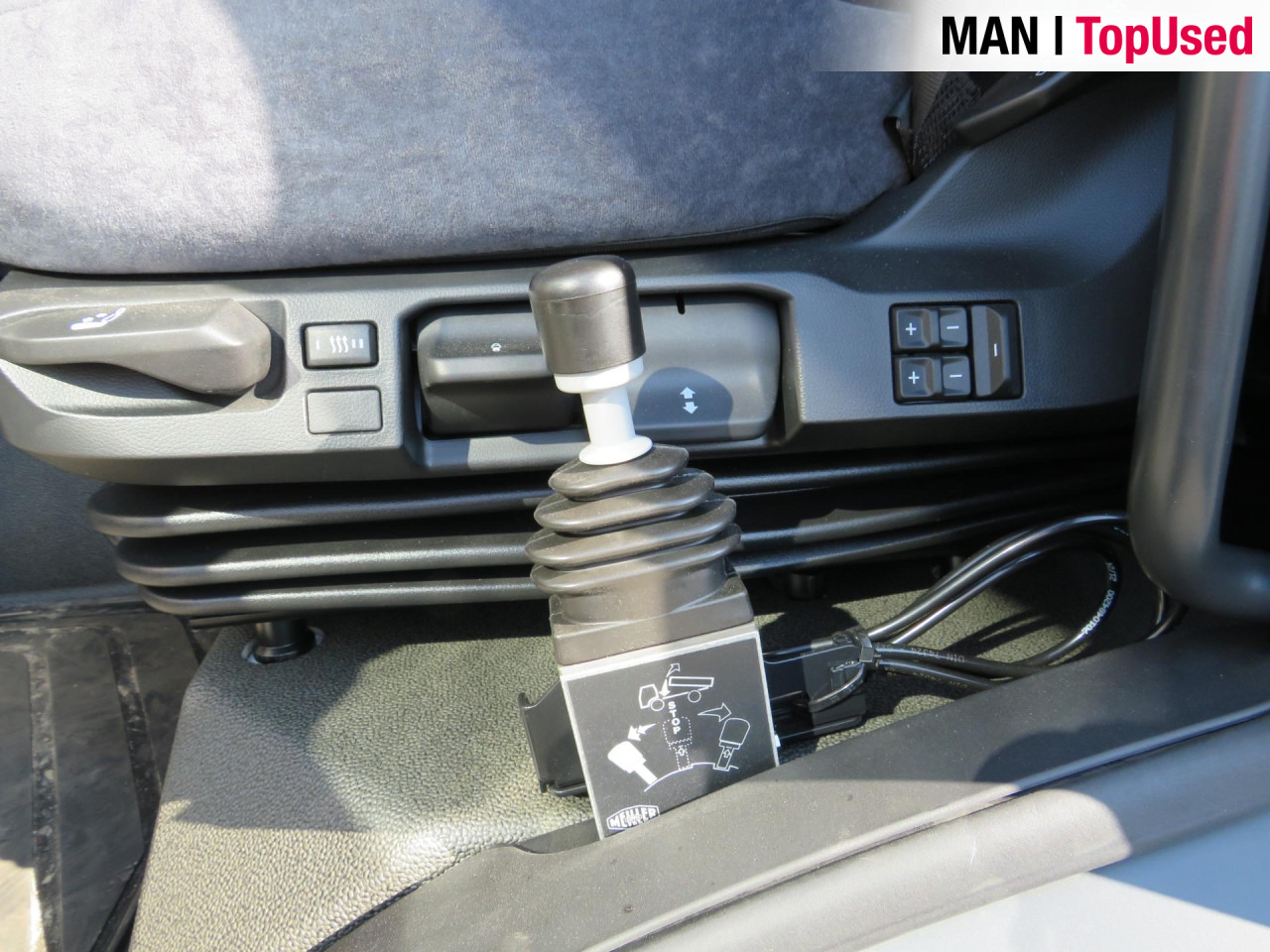 MAN TGS 41.480 8x4 BB CH Schmitz Muldenkipper Retarder - Istovarivač: slika 4 MAN TGS 41.480 8x4 BB CH Schmitz Muldenkipper Retarder - Istovarivač: slika 4