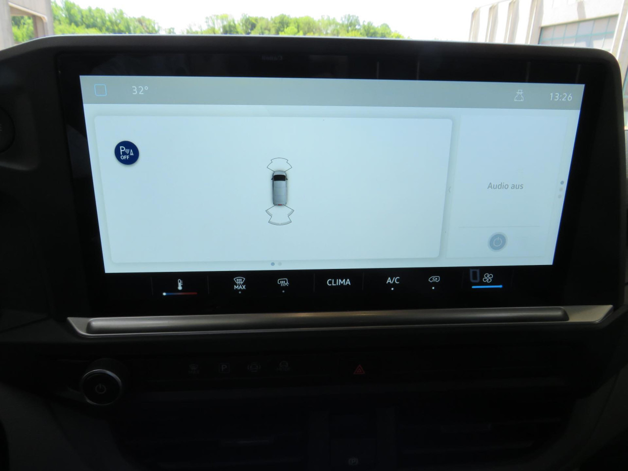 VOLKSWAGEN T7 Transporter 2.0 TDI 81 kW Kasten Klima ZV - Mali kombi: slika 5 VOLKSWAGEN T7 Transporter 2.0 TDI 81 kW Kasten Klima ZV - Mali kombi: slika 5