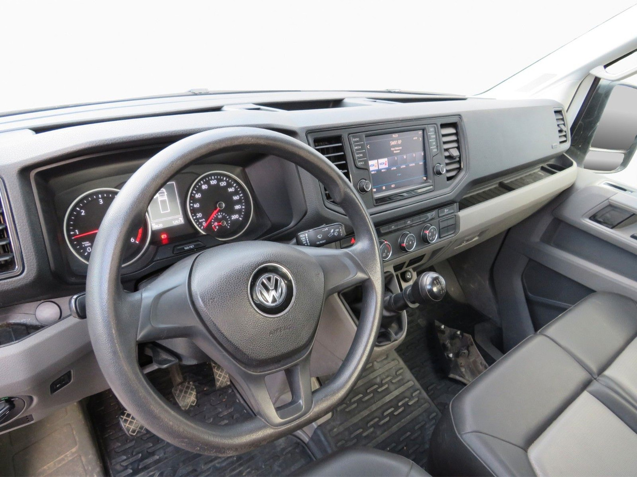 Volkswagen Crafter 35 L4 EK Pritsche Lang - Dostavno vozilo sa otvorenom sandukom: slika 2 Volkswagen Crafter 35 L4 EK Pritsche Lang - Dostavno vozilo sa otvorenom sandukom: slika 2