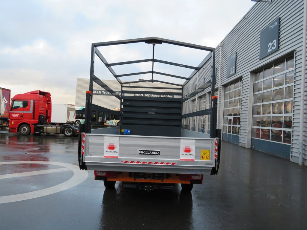 Volkswagen Crafter 35 L4 EK Pritsche+Plane+Werkzeugkoffer - Dostavno vozilo sa ceradom: slika 5 Volkswagen Crafter 35 L4 EK Pritsche+Plane+Werkzeugkoffer - Dostavno vozilo sa ceradom: slika 5