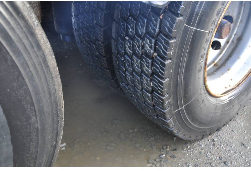 Tegljač Scania R124 GB6X4NA 470: slika 15