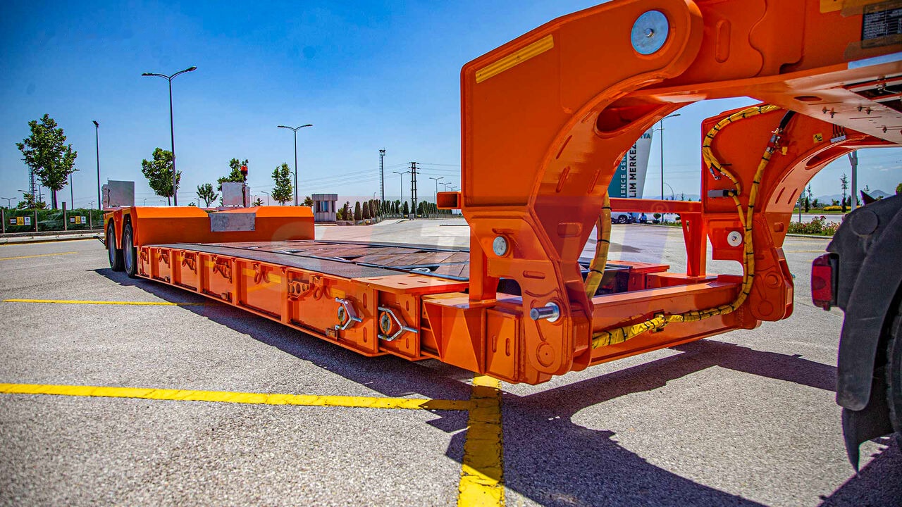 STU 2 Axle Extendable Low Loader - Niska poluprikolica za prevoz: slika 3 STU 2 Axle Extendable Low Loader - Niska poluprikolica za prevoz: slika 3