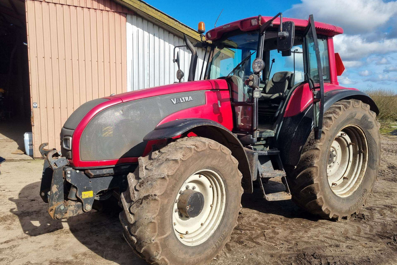 Valtra T190 - Traktor: slika 1 Valtra T190 - Traktor: slika 1