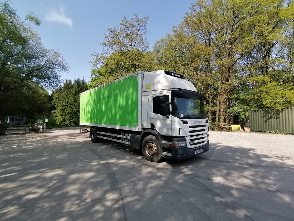 Scania P230 4x2 Box Van - Dostavno vozilo sa zatvorenim sandukom: slika 2 Scania P230 4x2 Box Van - Dostavno vozilo sa zatvorenim sandukom: slika 2