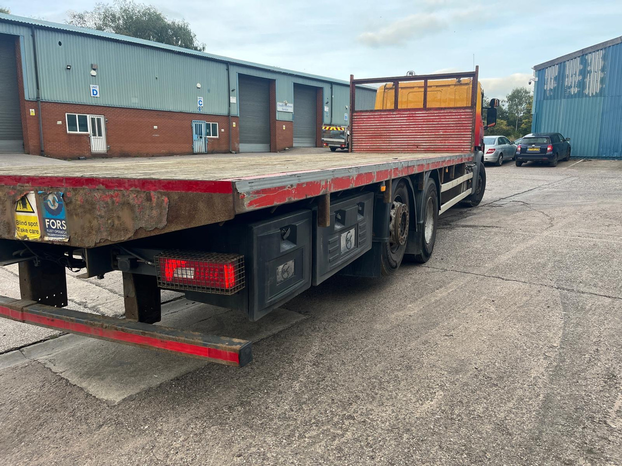 Scania P280 - Kamion sa tovarnim sandukom: slika 3 Scania P280 - Kamion sa tovarnim sandukom: slika 3