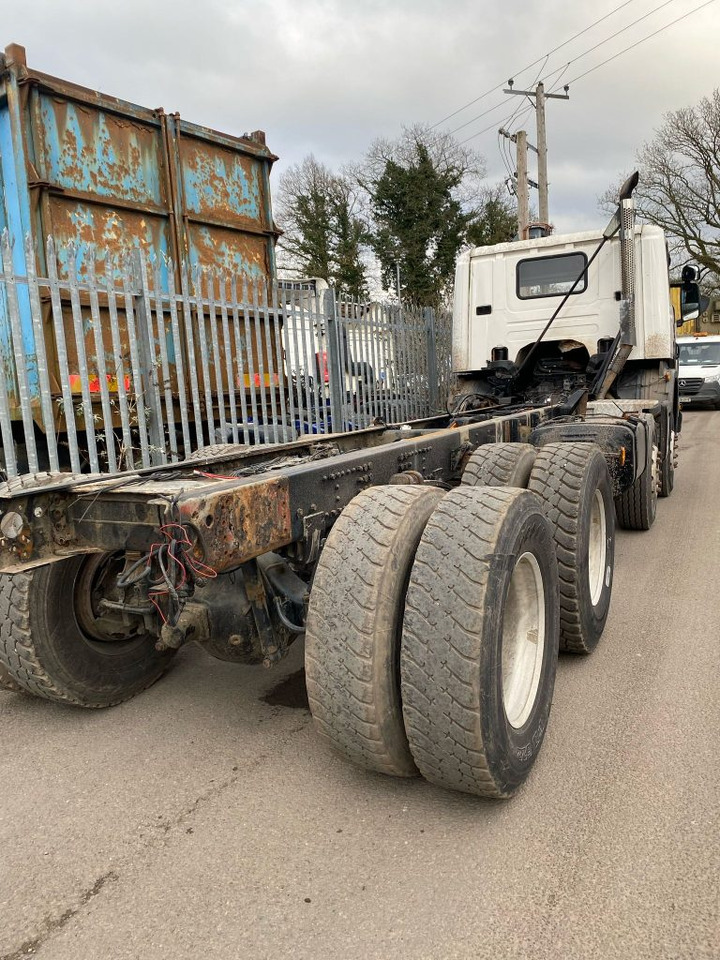Scania P360 8x4 Chassis Cab - Kamion sa golom šasijom i zatvorenom kabinom: slika 4 Scania P360 8x4 Chassis Cab - Kamion sa golom šasijom i zatvorenom kabinom: slika 4