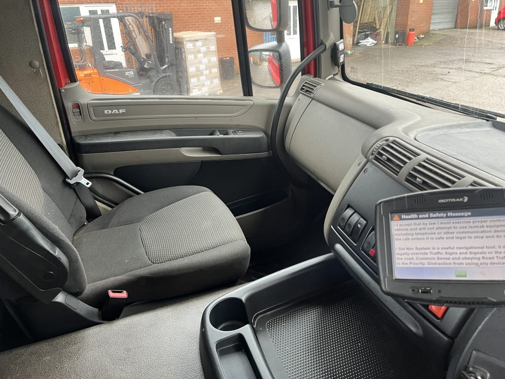 DAF CF 85 460 - Tegljač: slika 4 DAF CF 85 460 - Tegljač: slika 4