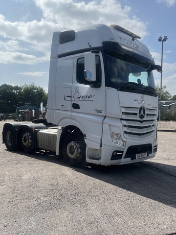 Mercedes Actros 2545 6x2 Tractor Unit - Tegljač: slika 2 Mercedes Actros 2545 6x2 Tractor Unit - Tegljač: slika 2
