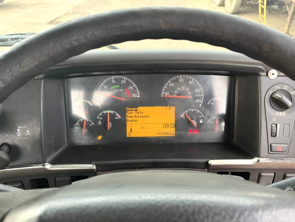 VOLVO FM9 260 6X2 VOLVO FM9 260 6X2: slika 13