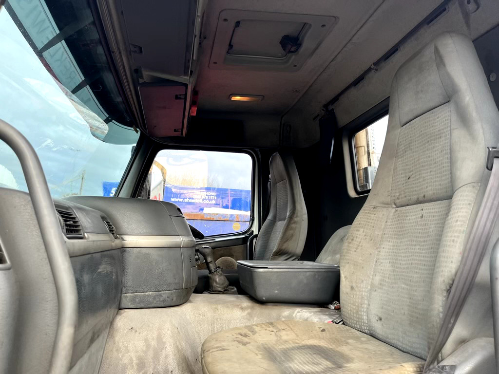 VOLVO FM9 260 6X2 VOLVO FM9 260 6X2: slika 16