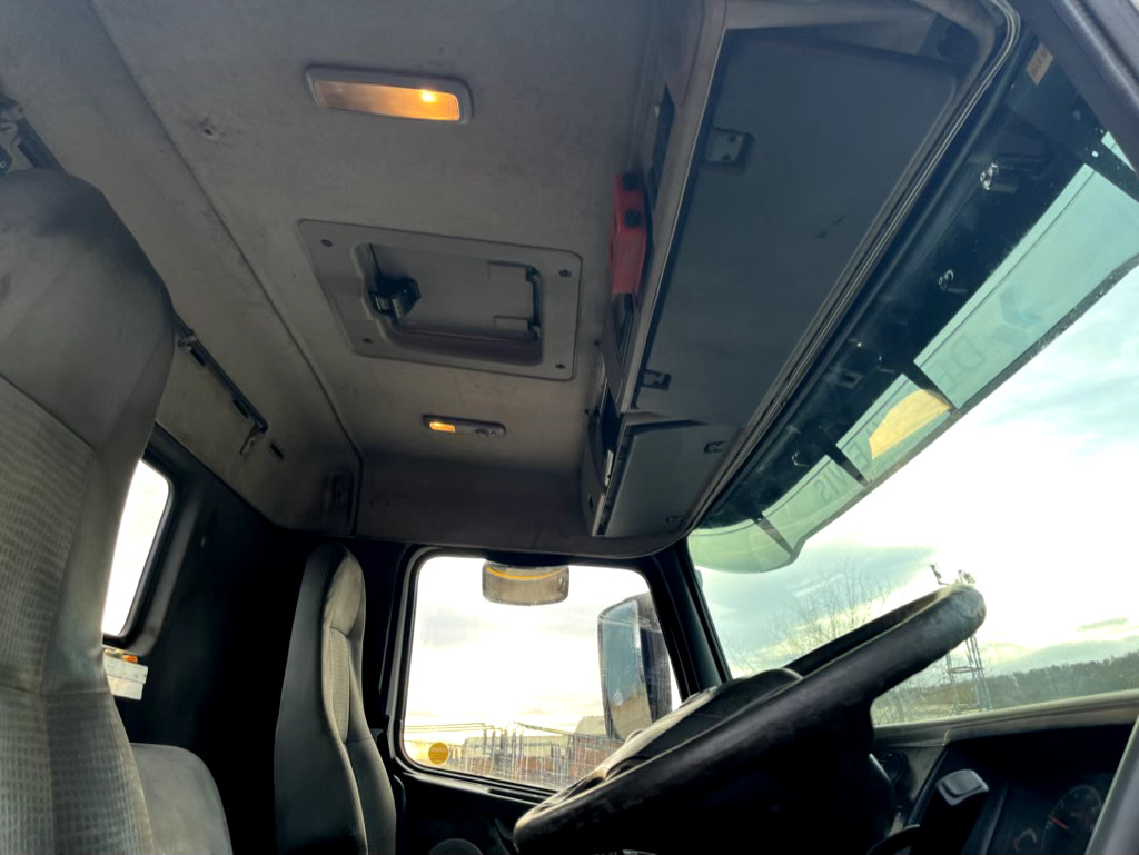 VOLVO FM9 260 6X2 VOLVO FM9 260 6X2: slika 12