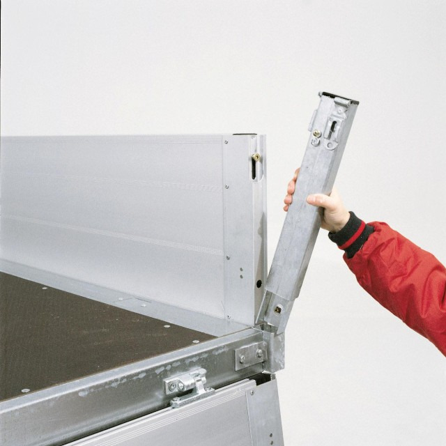 Brenderup 5325ATB2500 Alu Hochlader, 2,5 to. 3250 x 1800 x 330 mm - Prikolica za automobil: slika 2 Brenderup 5325ATB2500 Alu Hochlader, 2,5 to. 3250 x 1800 x 330 mm - Prikolica za automobil: slika 2