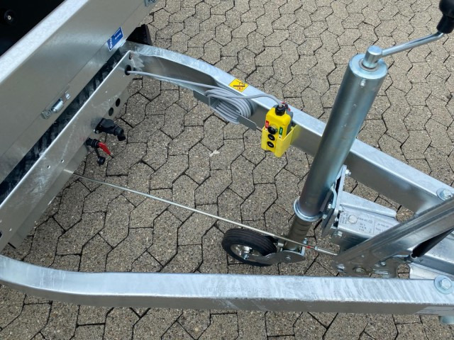 Brenderup Rückwärtskipper BT4260STB 2000, 2,0 to., E-Pumpe, 259x143x35cm - Prikolica istovarivača: slika 2 Brenderup Rückwärtskipper BT4260STB 2000, 2,0 to., E-Pumpe, 259x143x35cm - Prikolica istovarivača: slika 2