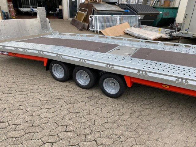 Brian James T Transporter, 231-6023-35-3-12, 6000 x 2380 mm, 3,5 to. kippbar mit Auffahrrampe - Prikolica za prevoz automobila: slika 4 Brian James T Transporter, 231-6023-35-3-12, 6000 x 2380 mm, 3,5 to. kippbar mit Auffahrrampe - Prikolica za prevoz automobila: slika 4