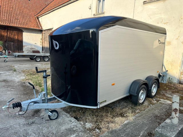 Cheval Liberte Debon Roadster 700 Alu + Türe 2600 kg, 100 km/h, 375x180x202cm - Prikolica sa zatvorenim sandukom: slika 1 Cheval Liberte Debon Roadster 700 Alu + Türe 2600 kg, 100 km/h, 375x180x202cm - Prikolica sa zatvorenim sandukom: slika 1