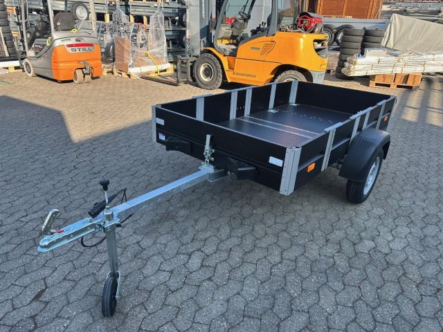 Faltos Blackline, 750 kg, 2420 x 1240 x 300 mm - Prikolica za automobil: slika 2 Faltos Blackline, 750 kg, 2420 x 1240 x 300 mm - Prikolica za automobil: slika 2