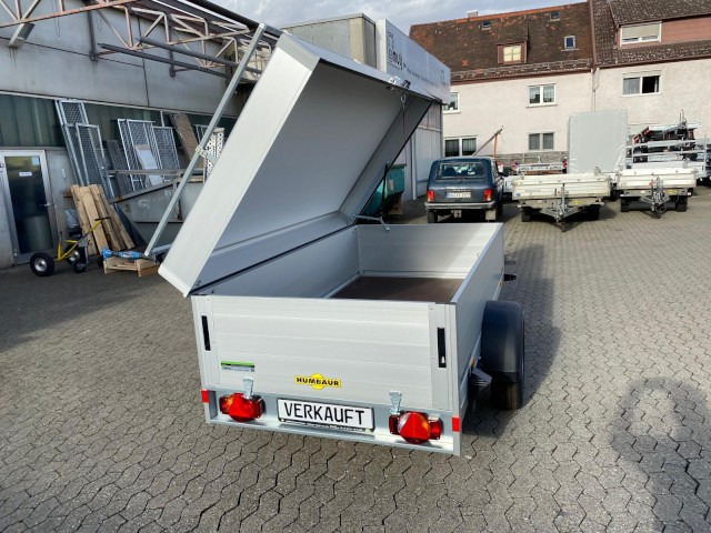 Humbaur HA 132513-5 mit Holz-Alu Deckel mit Reling 1300 kg, 2510 x 1310 x 500mm, 100 km/h - Prikolica za automobil: slika 1 Humbaur HA 132513-5 mit Holz-Alu Deckel mit Reling 1300 kg, 2510 x 1310 x 500mm, 100 km/h - Prikolica za automobil: slika 1