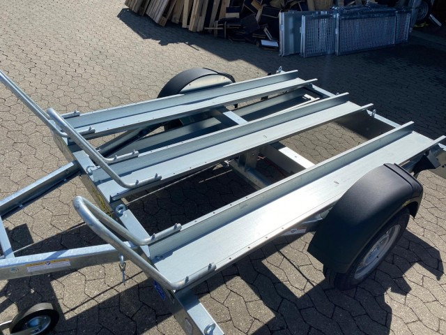 Humbaur Motorradanhänger HM 102113, HM 10 21 13, 1,0 t. 2095 x 1365 x 70 mm - Prikolica za motor: slika 3 Humbaur Motorradanhänger HM 102113, HM 10 21 13, 1,0 t. 2095 x 1365 x 70 mm - Prikolica za motor: slika 3