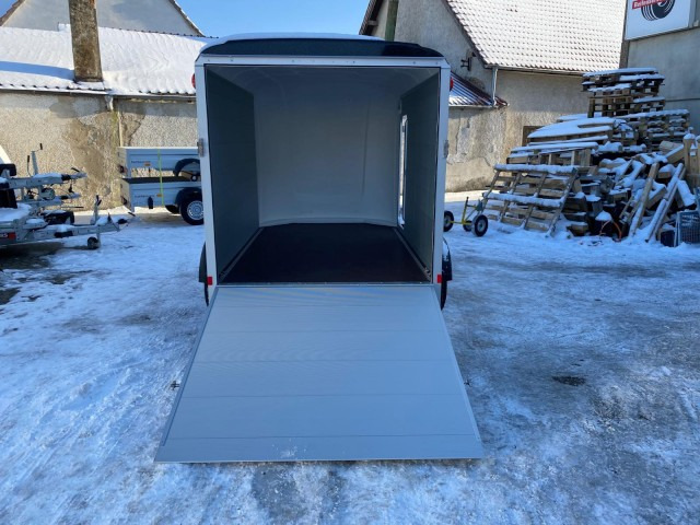Humbaur Poly-Alu Koffer HKPA 263217, 2,6 to. 100 km/h, 3280 x 1770 x 1800 mm - Prikolica sa zatvorenim sandukom: slika 1 Humbaur Poly-Alu Koffer HKPA 263217, 2,6 to. 100 km/h, 3280 x 1770 x 1800 mm - Prikolica sa zatvorenim sandukom: slika 1