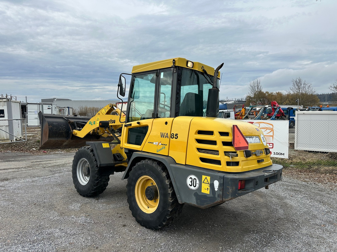 KOMATSU WA 85 3 - Utovarivač točkaš: slika 3 KOMATSU WA 85 3 - Utovarivač točkaš: slika 3