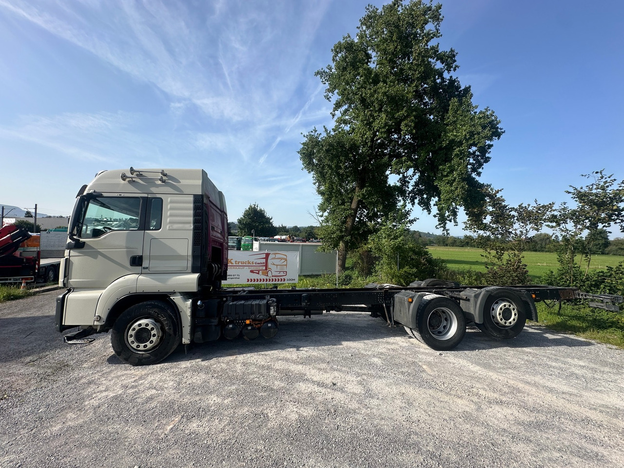 MAN TGS 26.480 6x2 Chassis - Kamion sa golom šasijom i zatvorenom kabinom: slika 4 MAN TGS 26.480 6x2 Chassis - Kamion sa golom šasijom i zatvorenom kabinom: slika 4