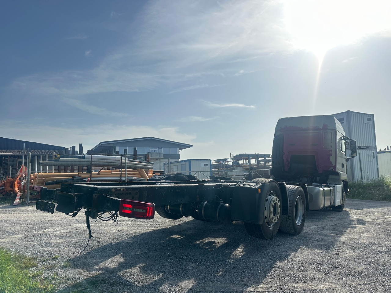 MAN TGS 26.480 6x2 Chassis - Kamion sa golom šasijom i zatvorenom kabinom: slika 5 MAN TGS 26.480 6x2 Chassis - Kamion sa golom šasijom i zatvorenom kabinom: slika 5