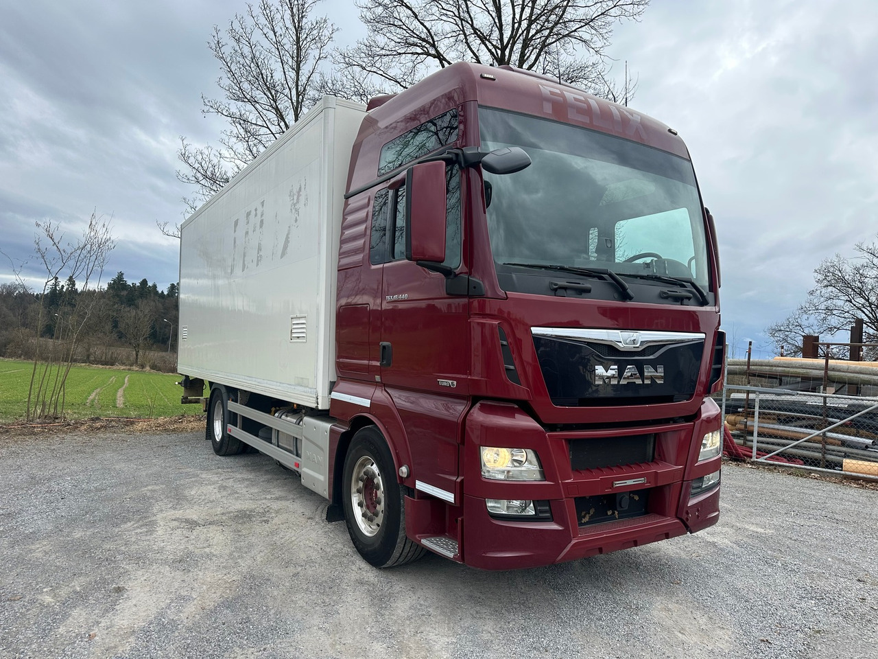 MAN TGX 18.440 4x2 Koffer&Hebebühne - Kamion sa zatvorenim sandukom: slika 4 MAN TGX 18.440 4x2 Koffer&Hebebühne - Kamion sa zatvorenim sandukom: slika 4